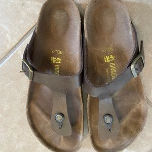 Like new women’s Birkenstocks size 41 (women’s 10), worn twice.